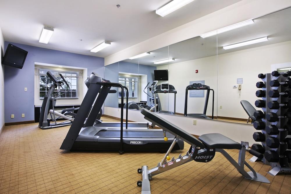 Microtel Inn And Suites Baton Rouge Airport Экстерьер фото