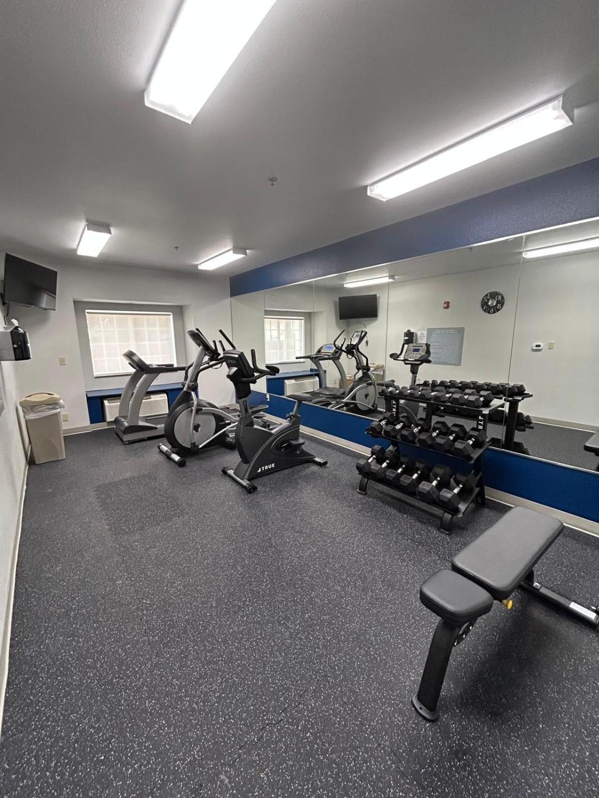 Microtel Inn And Suites Baton Rouge Airport Экстерьер фото